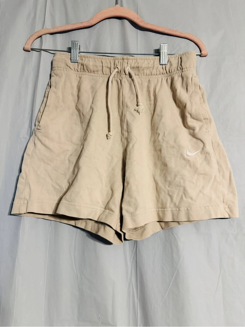 Nike Women’s XS Beige Cream Sweat Shorts Drawstring Embroidered Swoosh
